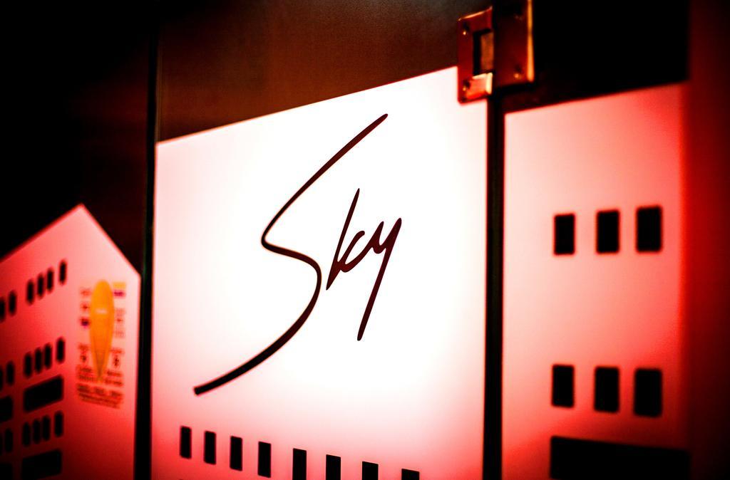 Sky Hostel Almaty Exterior photo